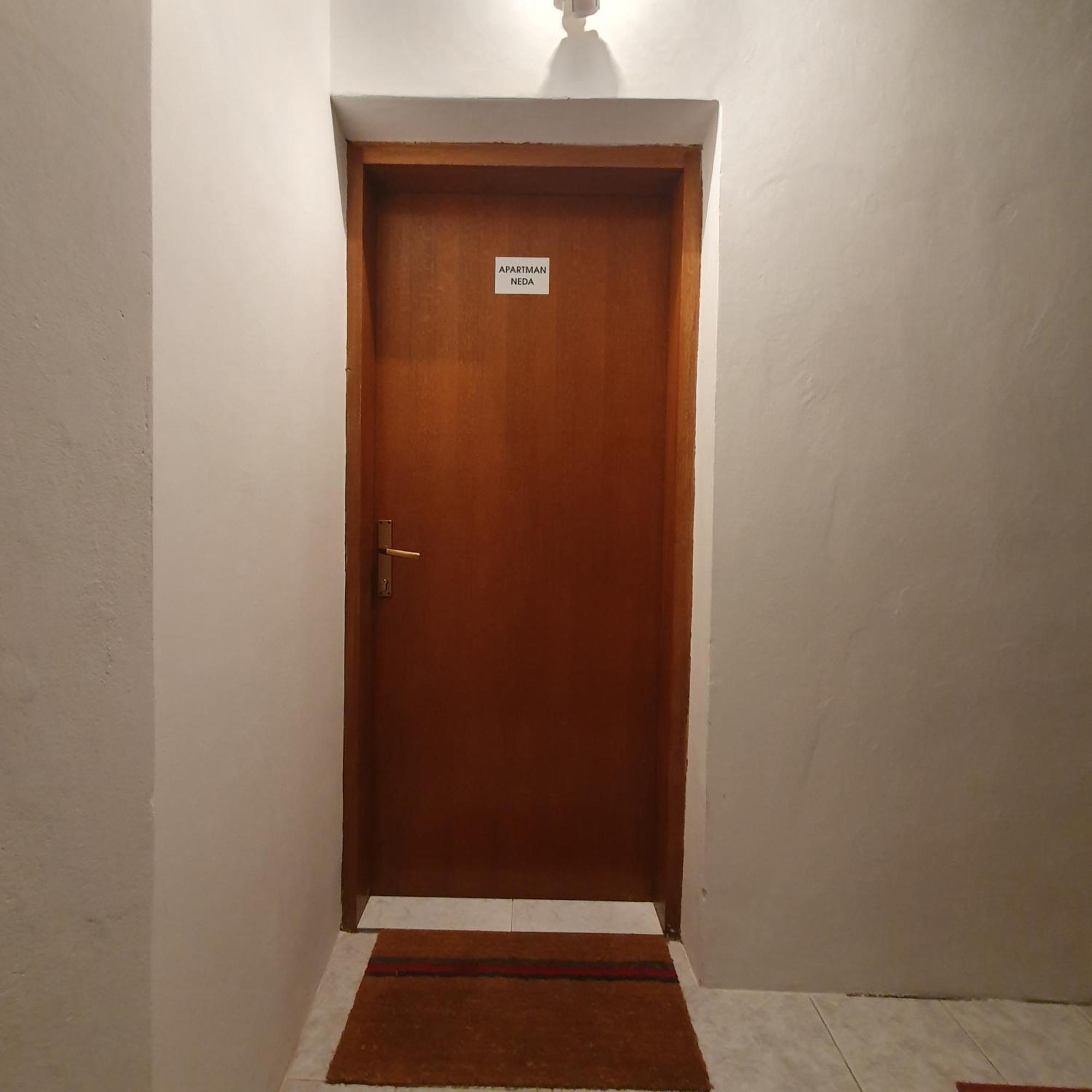 Apartman Neda Jablanac Zewnętrze zdjęcie